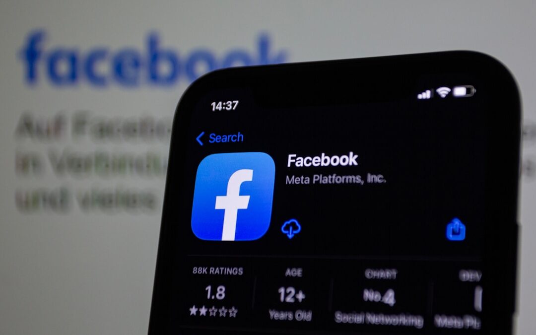 Facebook tests link posting limits for professional accounts