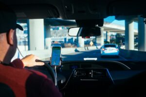 Edinburgh delivery riders press Deliveroo, Uber Eats, and Just Eat to open the pay algorithms they blame for falling fees