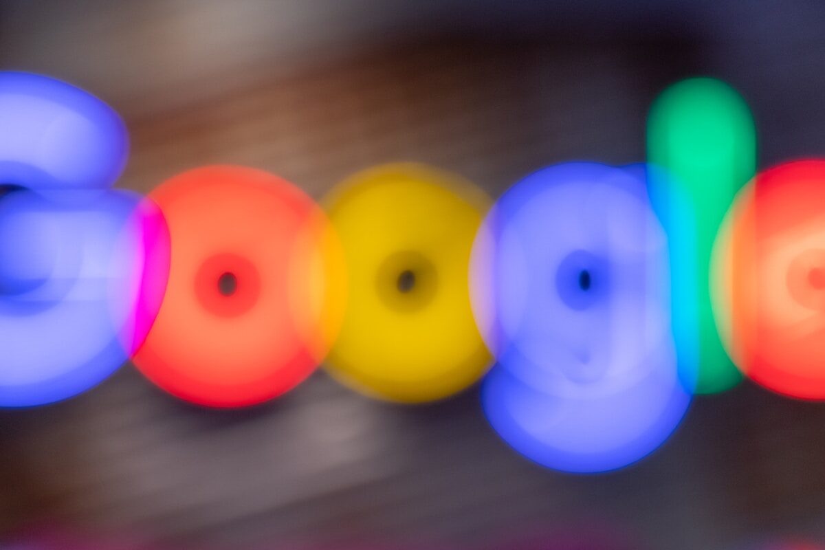 Google a blurry photo of a colorful object