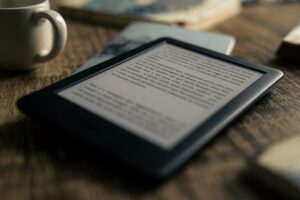 Amazon’s next entry-level Kindle leaks in light blue, green, and mauve, with its power button moved from the bottom to the top
